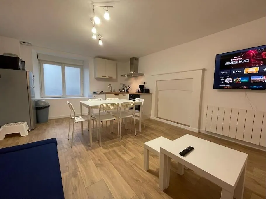 Charmante Maison A Evran Proche Dinan Et St Malo.